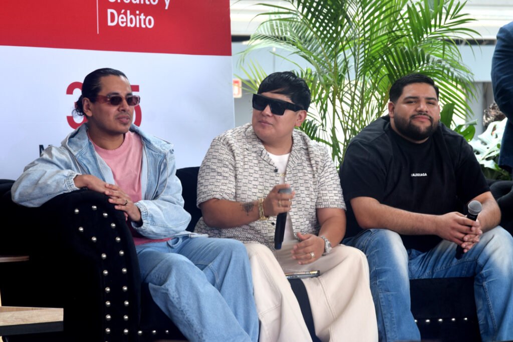 Grupo Firme